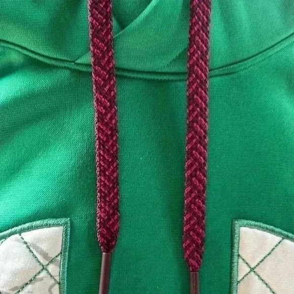 Women’s Under armor semi fitted hoodie! - Picture 3 of 7